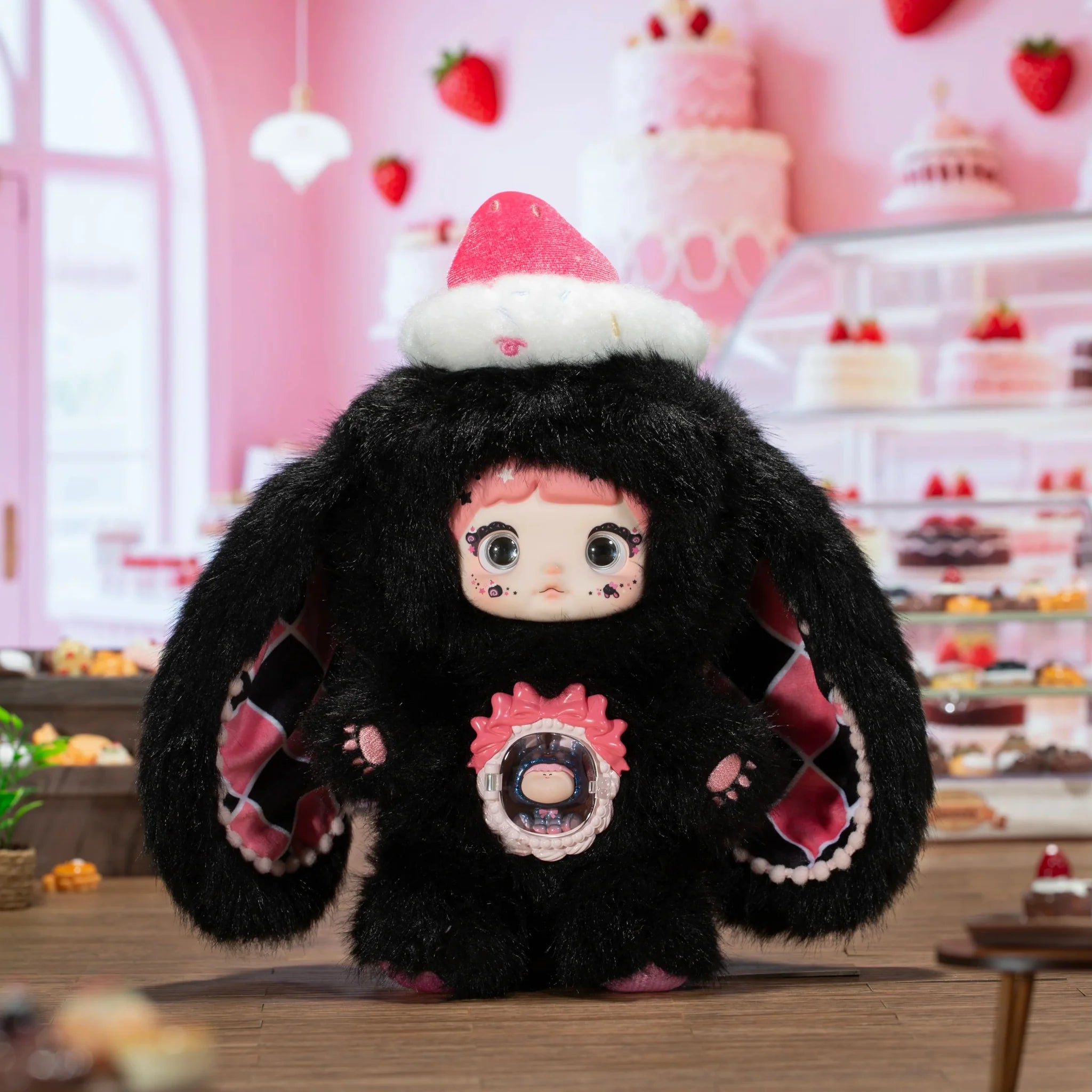 NOMMI V7 x Amarilith A bite of sweetheart