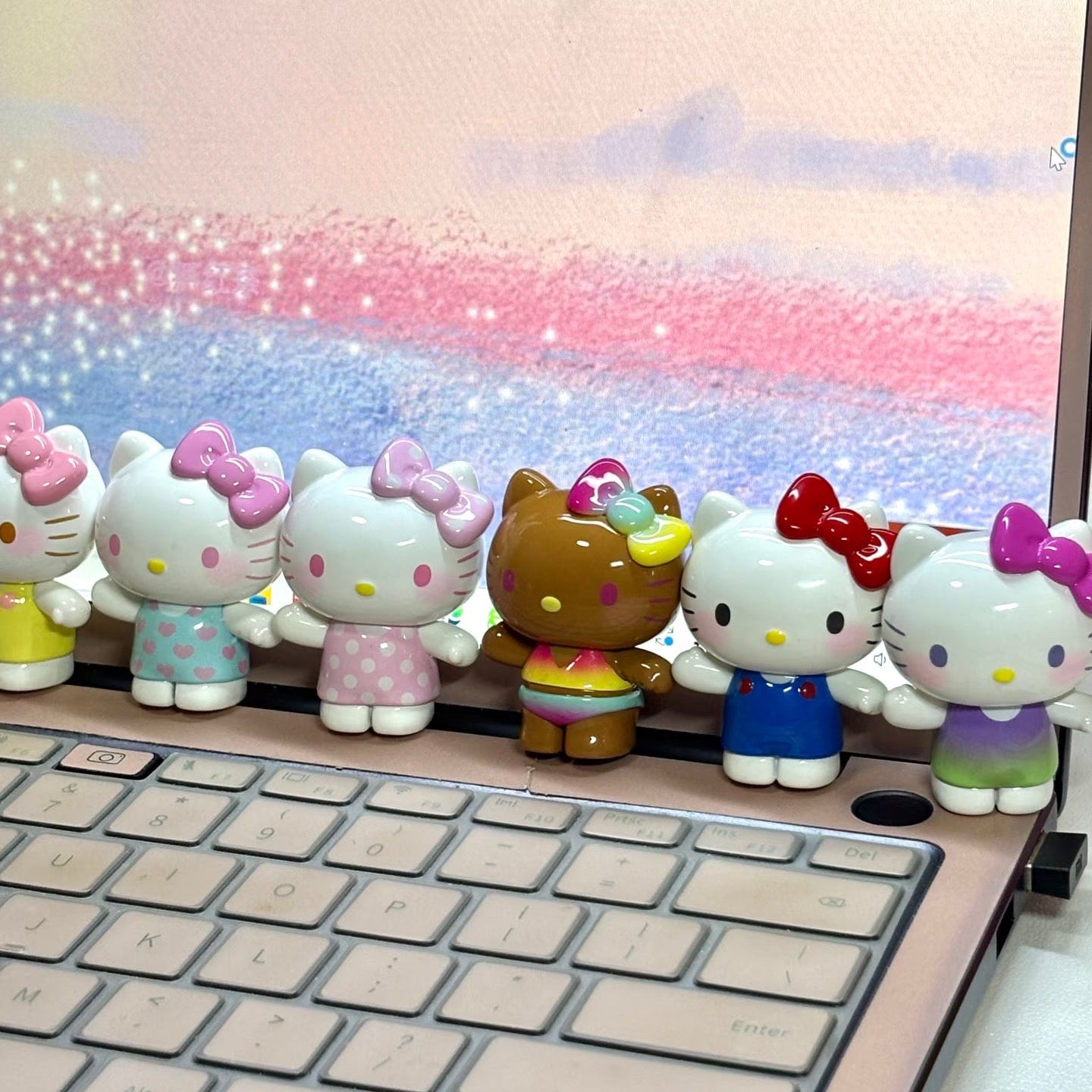 Hello Kitty Summer Rainbow Candy Series Cute Mini Figurines