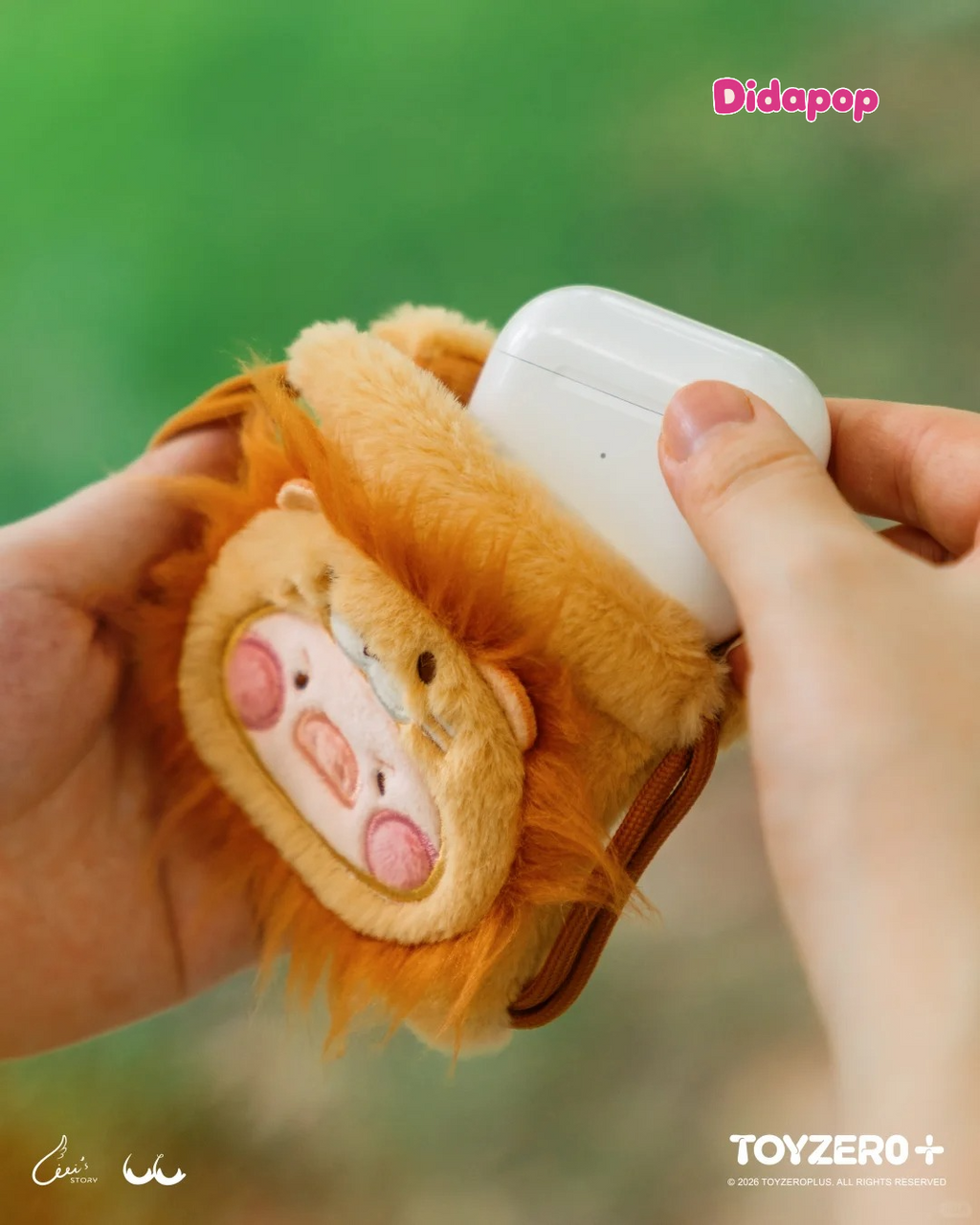 LULU THE PIGGY Plush Earphone Bag Series Blind Box