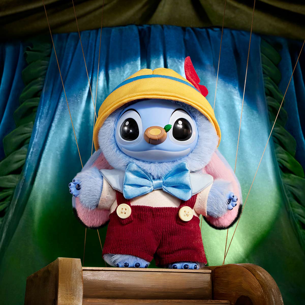 Stitch Adventure Series Vinyl Plush Pendant