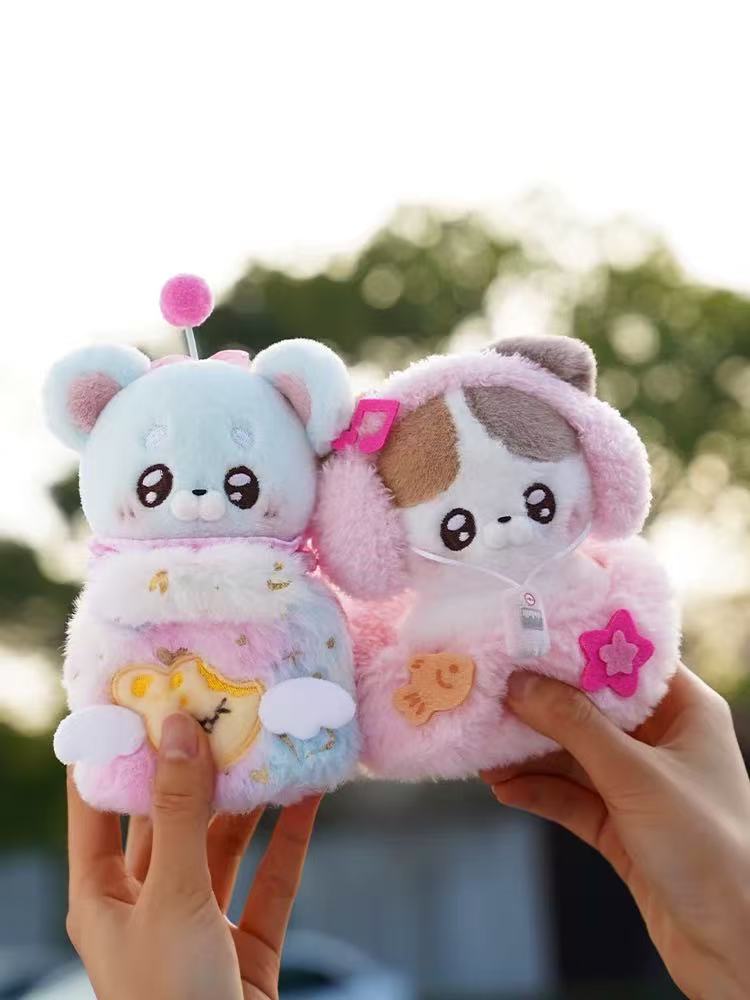 ABFUN Handspupu On-The-Go plush toy – view 2