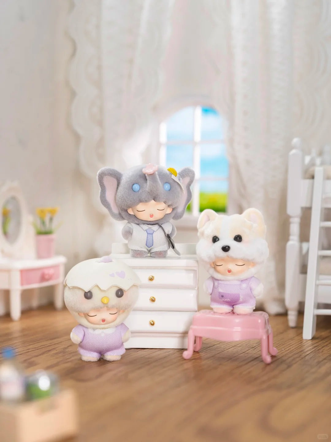 YUMO Cute Pet Family Mini Series Blind Box