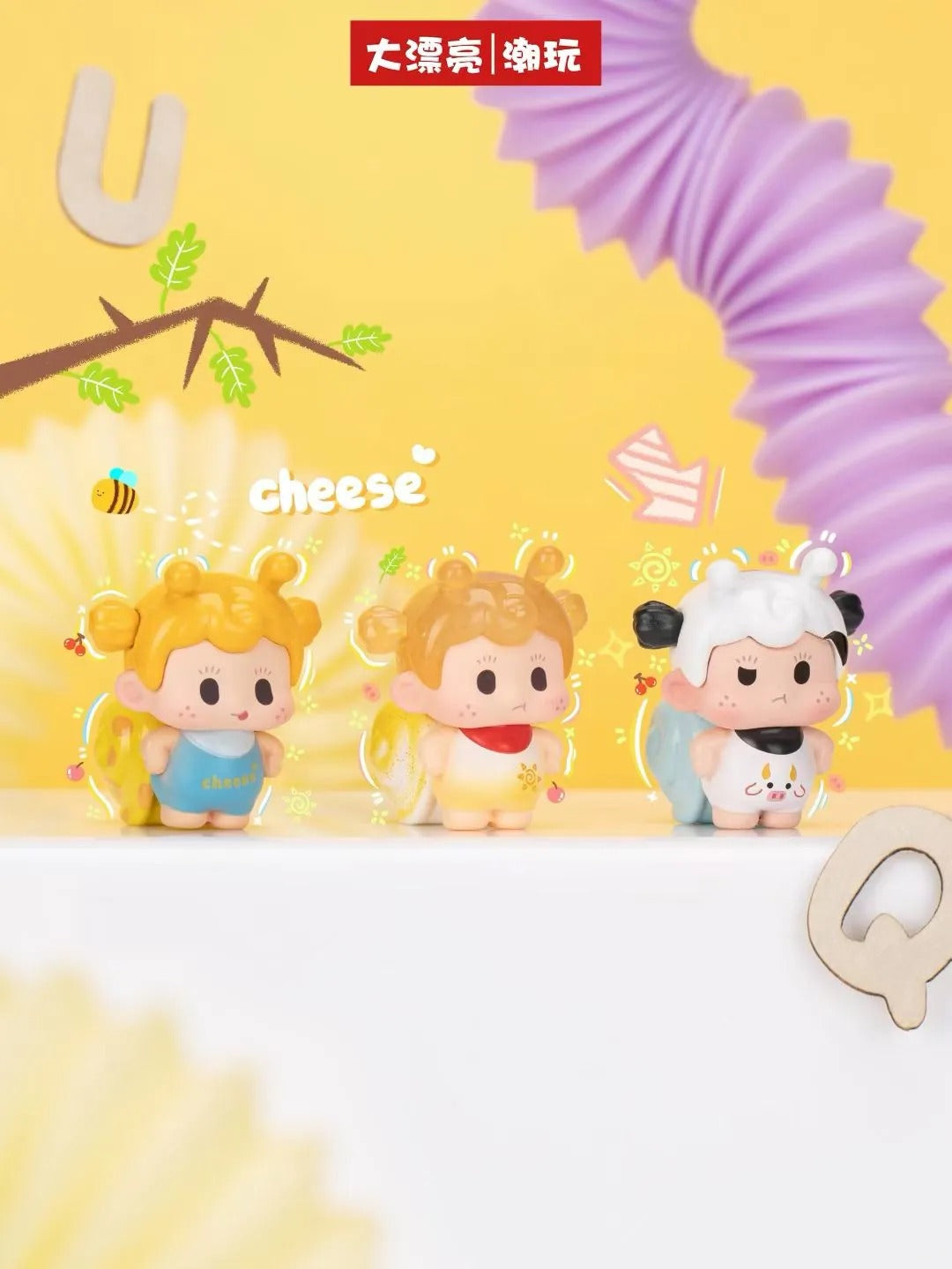 SODA Grumpy Snail Snailie Blind Box