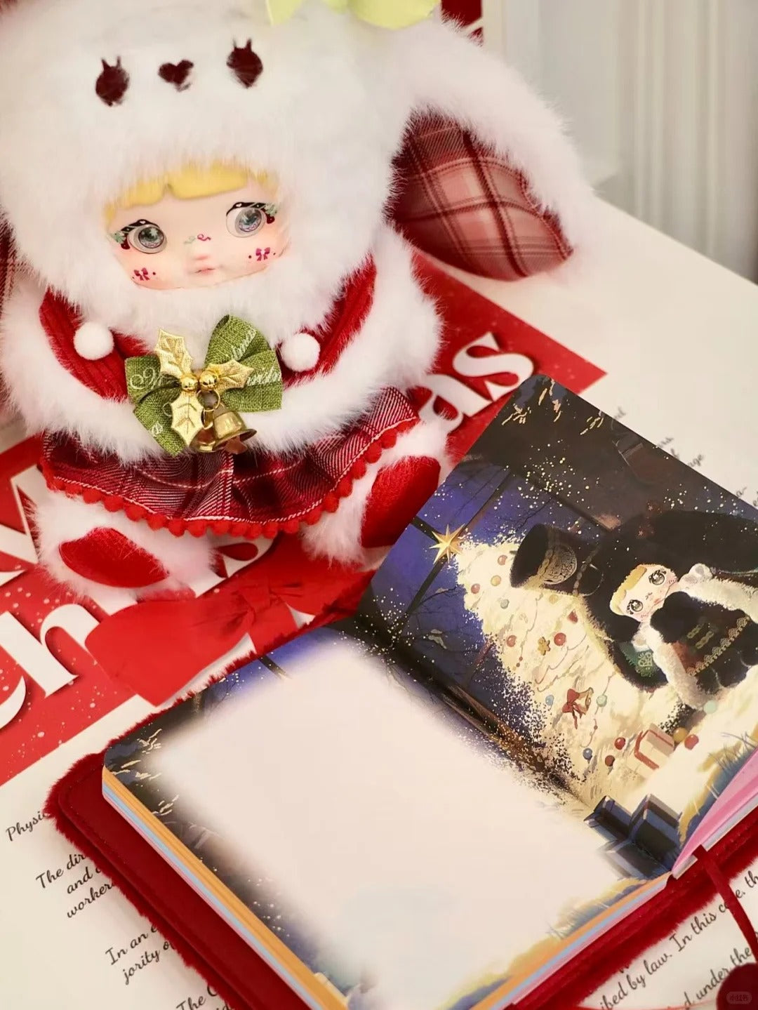 Nommi Christmas Limited - Edition Plush Notebook with Full - Color Inner Pages