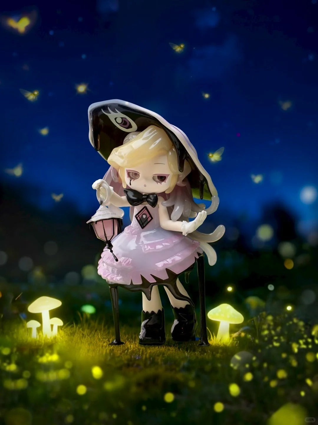 Memimo Unusual Dream Series Figure | Weird & Cute Collectible Toy