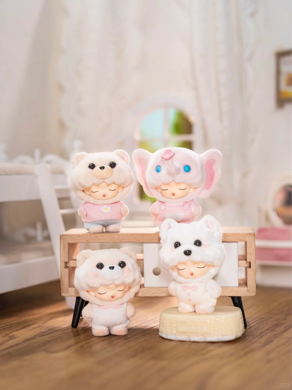 YUMO Cute Pet Family Mini Series Blind Box