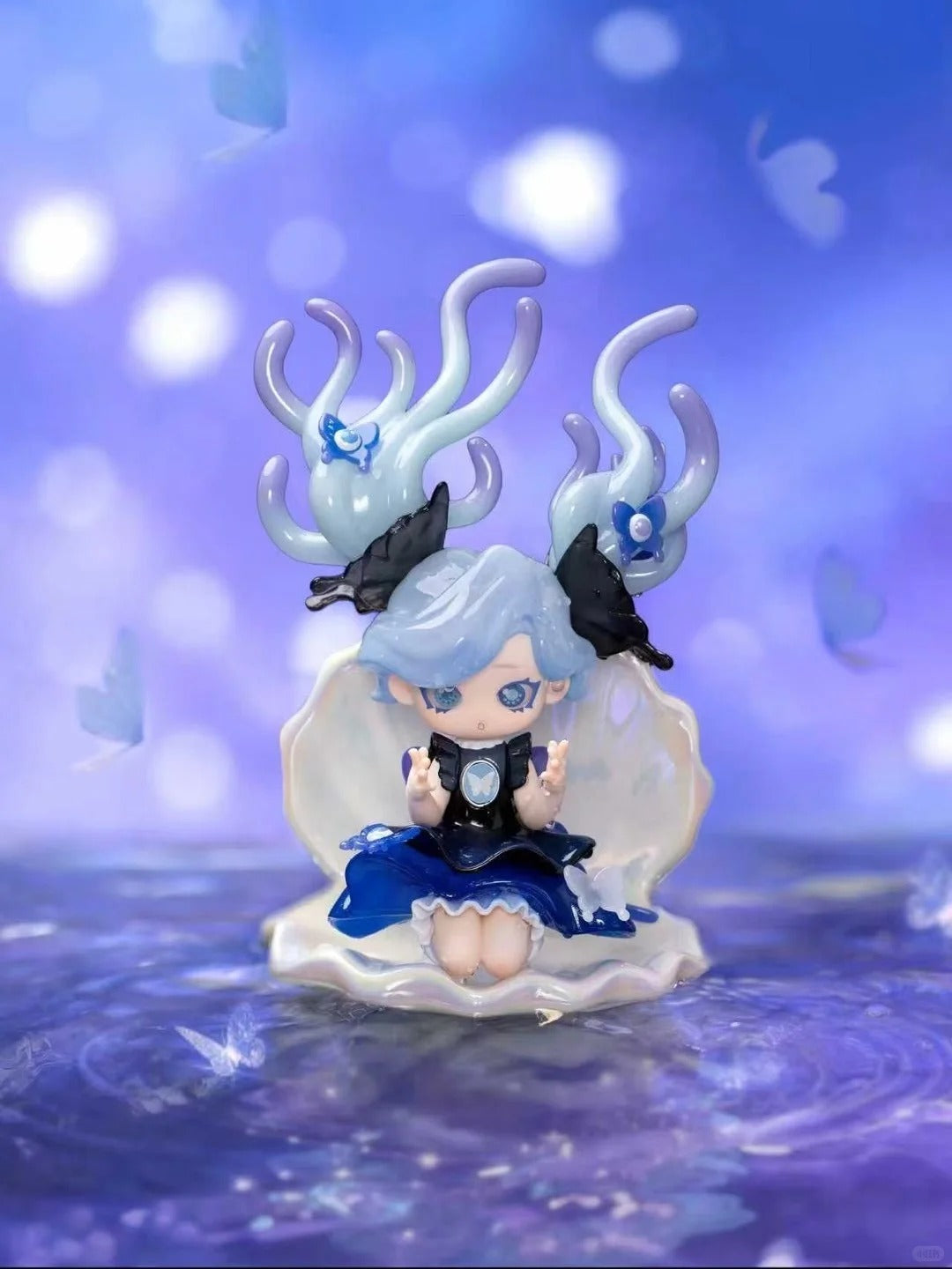 Memimo Unusual Dream Series Figure | Weird & Cute Collectible Toy