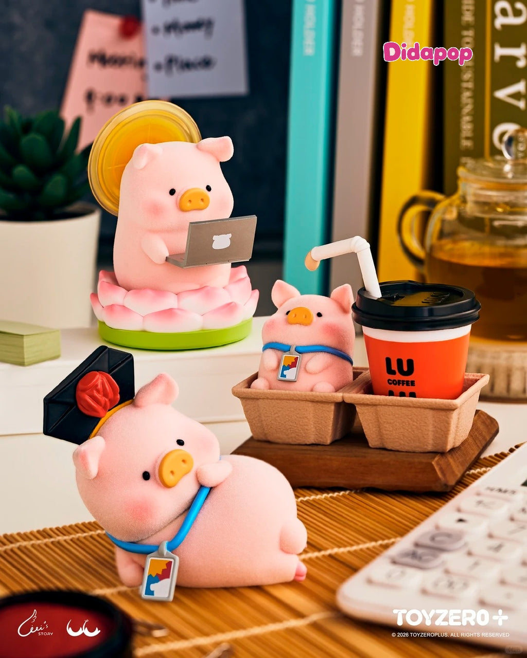 LULU THE PIGGY Office Series figure – view 7