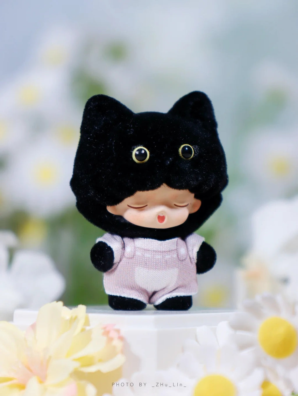 YUMO Cute Pet Family Mini Series Blind Box